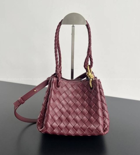 보테가베네타 796569 안디아모 파라슈트 숄더백 스몰