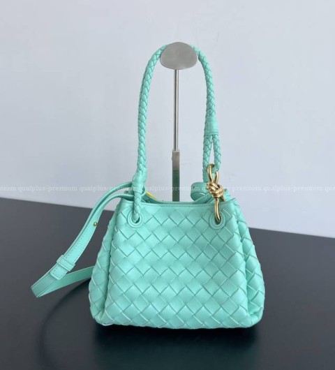 보테가베네타 796569 안디아모 파라슈트 숄더백 스몰