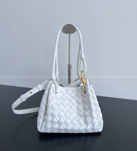 보테가베네타 796569 안디아모 파라슈트 숄더백 스몰