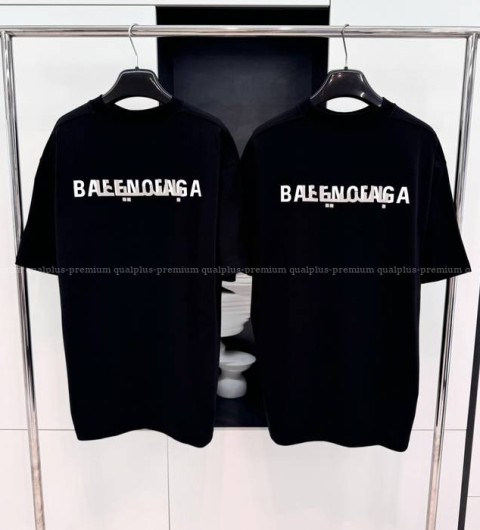 발렌시아가 백로고 반팔티셔츠