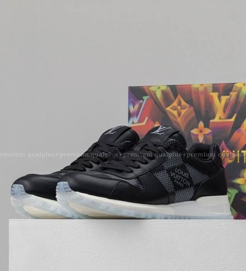 [국내배송] 루*비통 Run Away Sneakers Maxi Damier