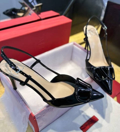 발렌티노 V로고 시그니처 슬링백 펌프스 여성용