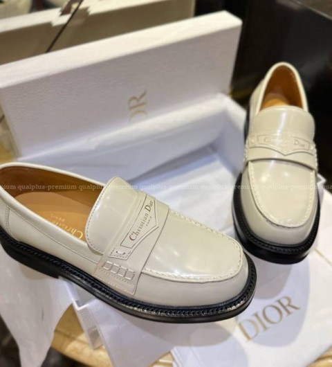 디올 보이 로퍼 여성용