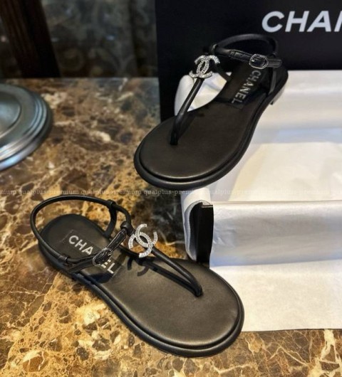 샤넬 24C 쪼리 샌들 여성용