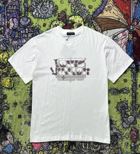 루이비통 로고 반팔티셔츠