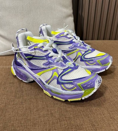 발렌시아가 러너 2.0 스니커즈 남녀공용