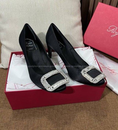 로저비비에 스트라스 버클 펌프스 6.5cm