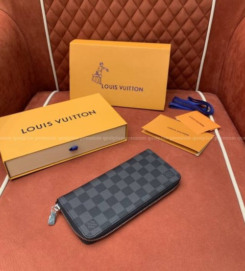 루이비통 N63095 지피 월릿 버티컬 장지갑 남성용