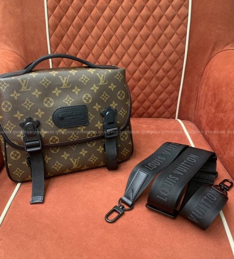 루이비통 M46972 LV 트레일 메신저백 남성용