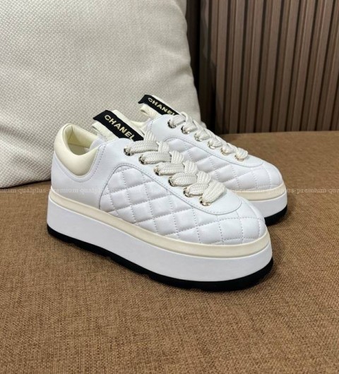 샤넬 퀄팅 통굽 스니커즈 여성용