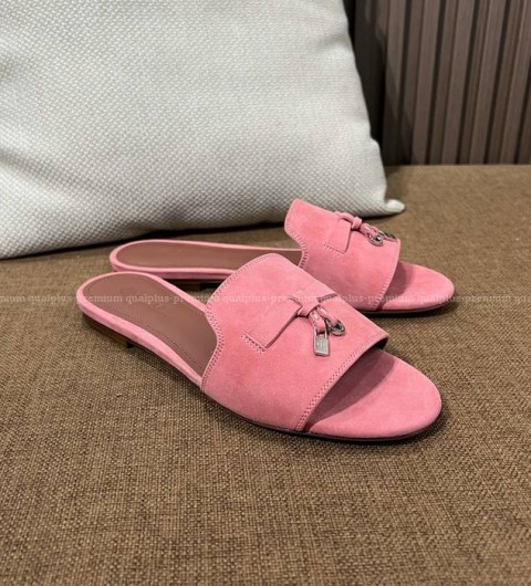 로로피아나 썸머 참스 샌들 슬리퍼 여성용