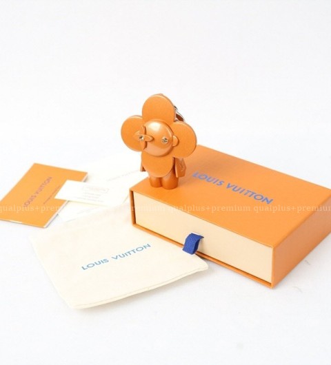 [국내배송] 루*비통 비비엔 메탈 백참 & 키홀더