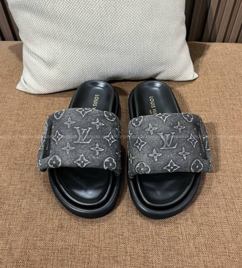 루이비통 풀 필로우 플랫 컴포트 뮬 슬리퍼 여성용