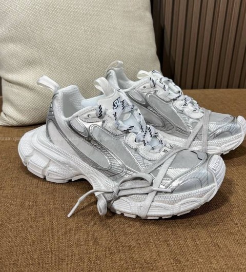 발렌시아가 3XL 스니커즈 남녀공용