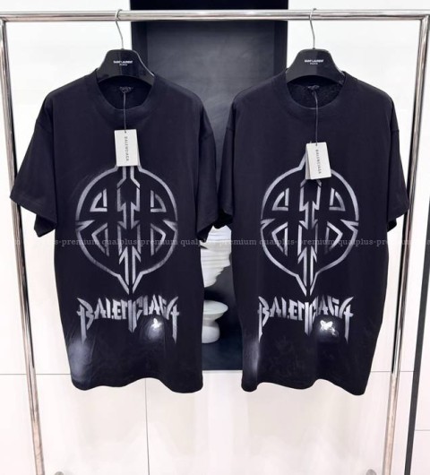 발렌시아가 메탈 BB 스텐실 반팔티셔츠