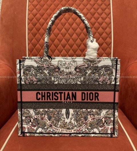디올 북토트백 미듐
