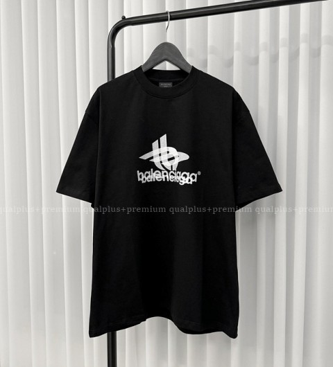 [국내배송] 발*시아가 레이어드 스포츠 반팔 티셔츠