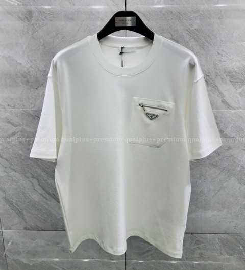 [국내배송] 프*다 포켓 로고  반팔 티셔츠