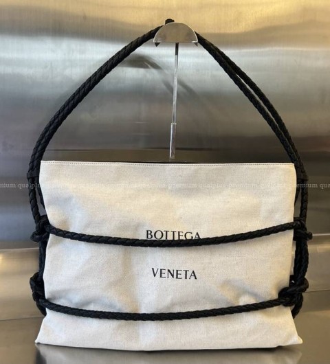 보테가베네타 743625 콰드로노 숄더백