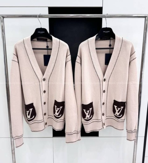 루이비통 시그니처 라이트 가디건