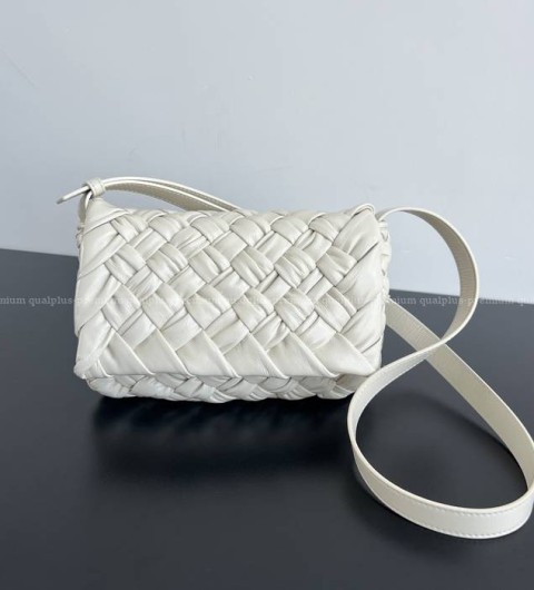 보테가베네타 787113 럼플 메신저백 스몰 남녀공용