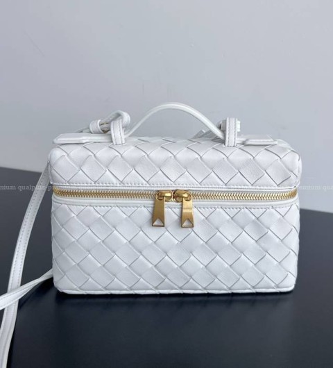 보테가베네타 789109 스트랩 베니티 케이스 핸드백