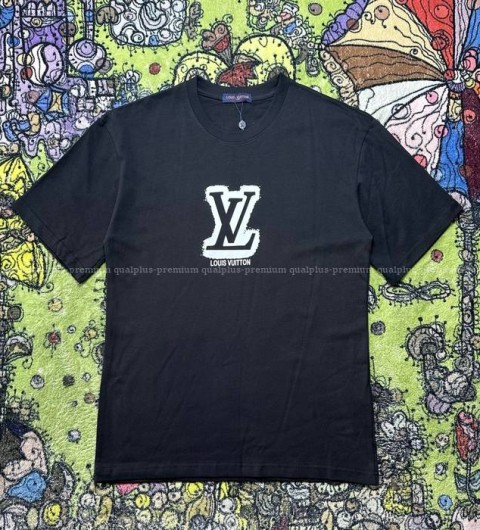 루이비통 로고 반팔티셔츠