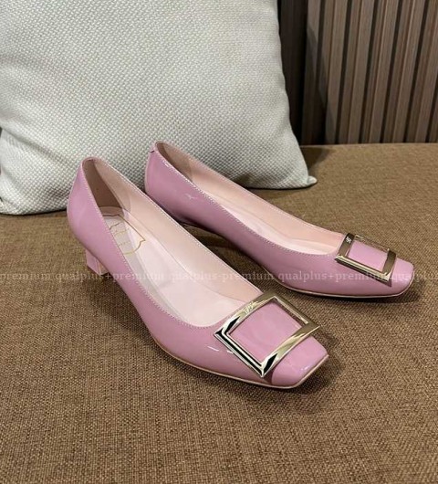 로저비비에 트럼펫 메탈 버클 펌프스 4.5cm 여성용