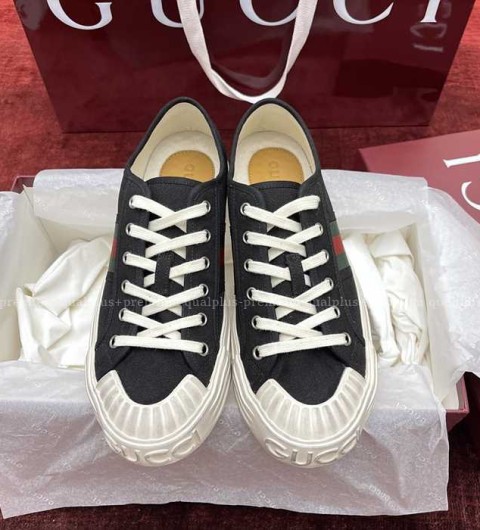 구찌 웹 디테일 스니커즈 남성용