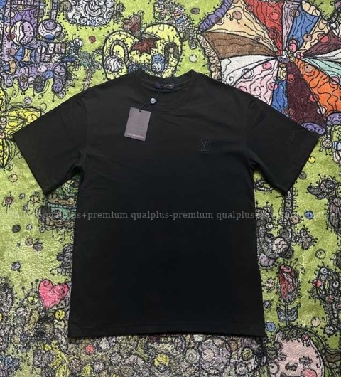 루이비통 로고 반팔티셔츠