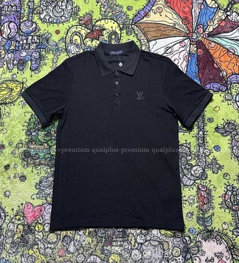 루이비통 로고 폴로 반팔티셔츠