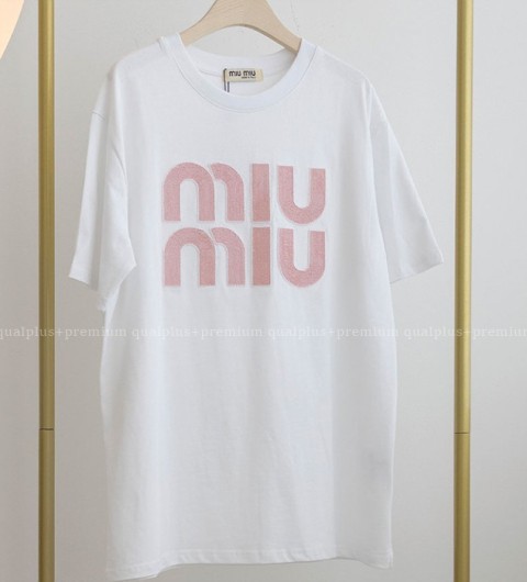 [국내배송] 미*미우 핑크로고 티셔츠