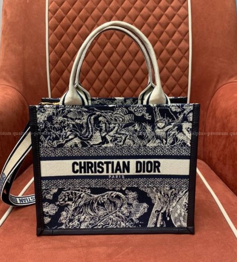 디올 북토트백 스몰