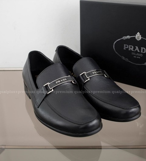 [국내배송] 프*다 사피아노 가죽 로퍼