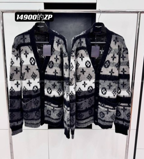 루이비통 모노그램 모헤어 가디건