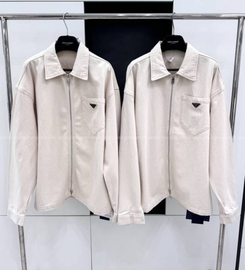 프라다 로고 집업 자켓