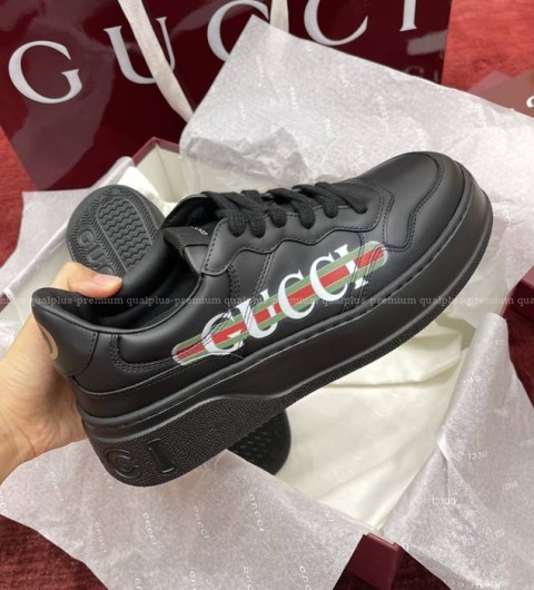 구찌 청키 스니커즈 남성용