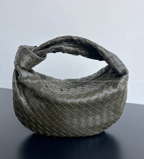 보테가베네타 690225 조디 핸드백 틴