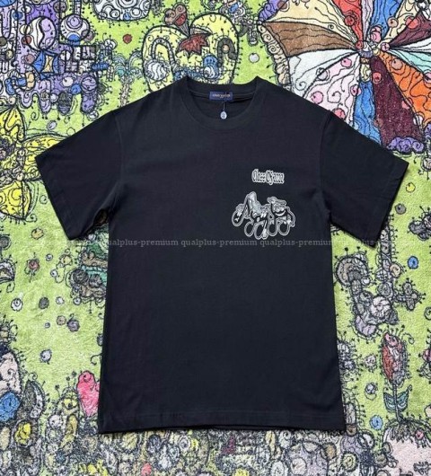 루이비통 로고 반팔티셔츠