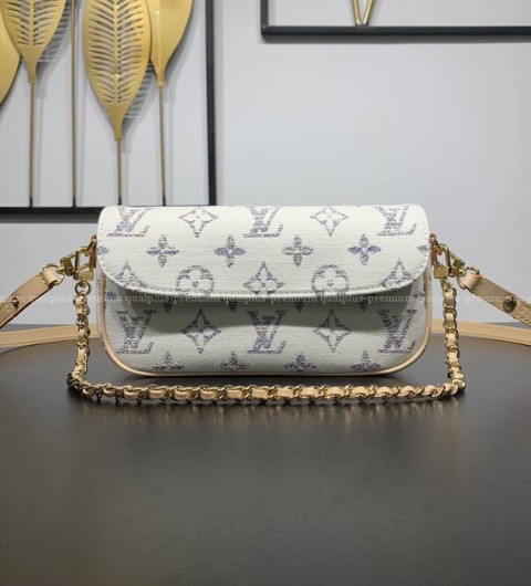 루이비통 M83499 월릿 온 체인 아이비 숄더백