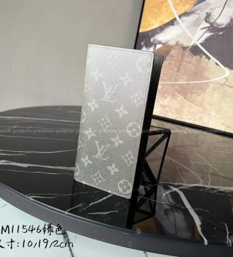 루이비통 M11546 브라짜 월릿 장지갑 남성용