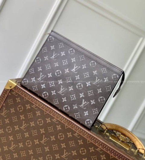 루이비통 M11764 포쉐트 보야주 클러치백 MM