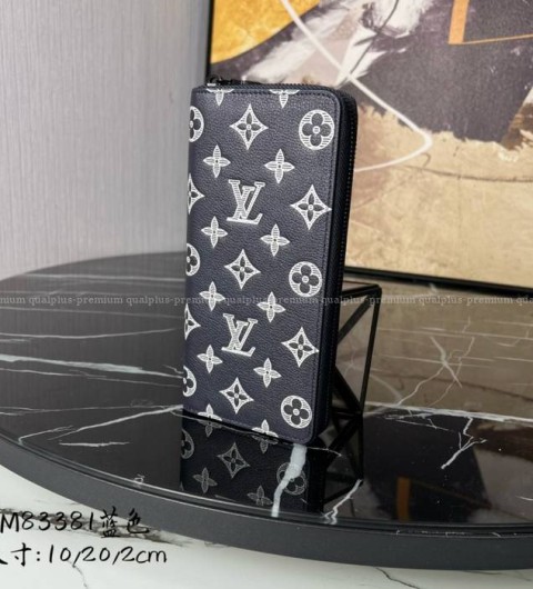 루이비통 M83381 지피 버티컬 월릿 장지갑 남성용