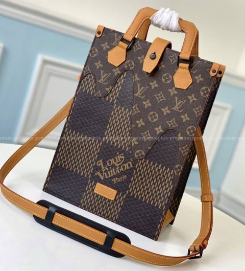 루이비통 N40355 니고 삭 플라 토트백 미니 남녀공용