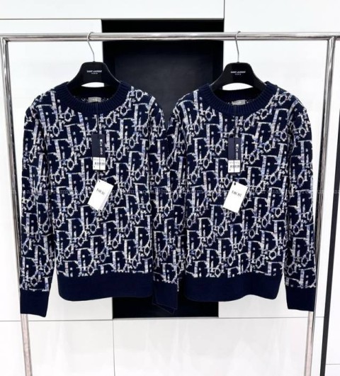 디올 오블리크 니트