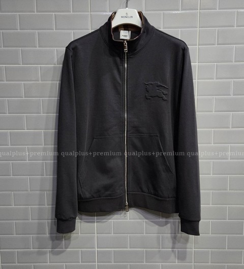 [국내배송] 버*리 엠보로고 집업자켓