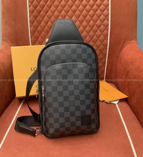 루이비통 N45302 에비뉴 슬링백 남성용