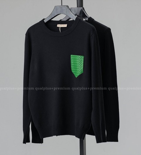 [국내배송] 보*가베네타  레더 포켓 라운드 니트