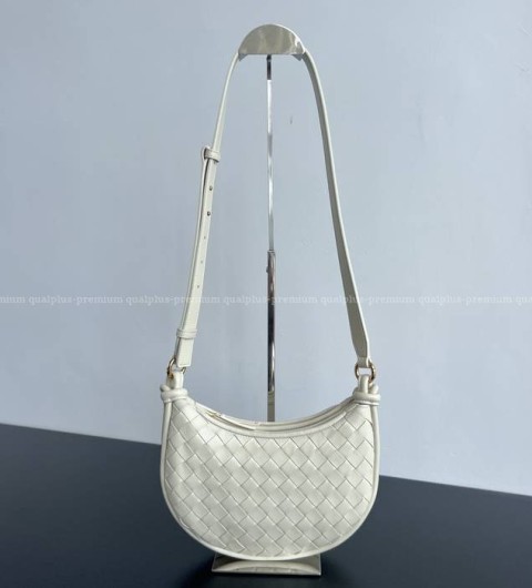 보테가베네타 796638 제멜리 메신저백 남녀공용