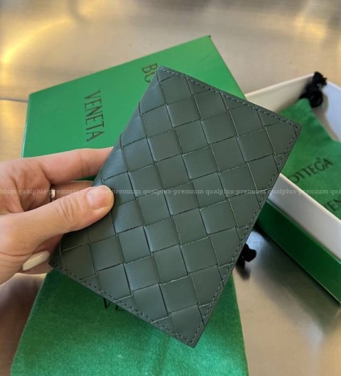 보테가베네타 607482 여권 케이스 지갑 남녀공용